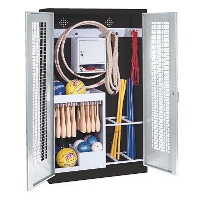 C+P Kast voor sportuitrusting met geperforeerde plaatstaal vleugeldeuren (Type 1), HxBxD195x120x50 cm, Handvat, Afzonderlijk slot per kast