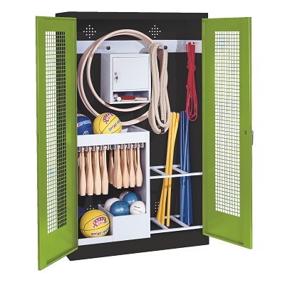 C+P Kast voor sportuitrusting met geperforeerde plaatstaal vleugeldeuren (Type 1), HxBxD195x120x50 cm, Clowngroen (RAL 110 80 60), Afzonderlijk slot per kast