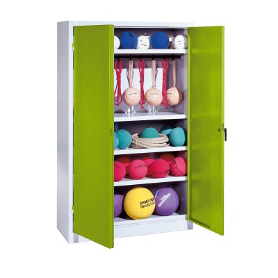 C+P Kast voor sportuitrusting met geperforeerde plaatstaal vleugeldeuren (Type 2), HxBxD195x120x50 cm, Clowngroen (RAL 110 80 60), Afzonderlijk slot per kast