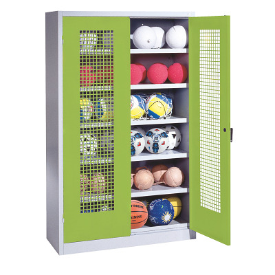 C+P Ballenkast met geperforeerde plaatstaal vleugeldeuren (Type 3), HxBxD 195x120x50 cm, Clowngroen (RAL 110 80 60), Afzonderlijk slot per kast