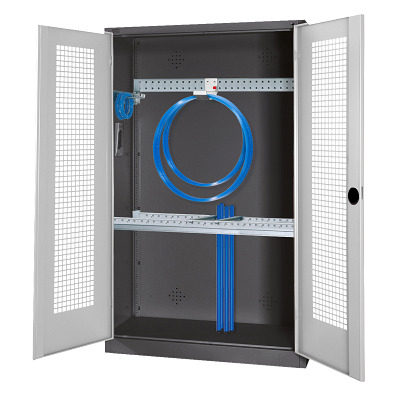 Modulaire sportmateriaalkast met basisuitrusting, hxbxd 195x120x50 cm, met vleugeldeuren van geperforeerd plaatstaal, Lichtgrijs (RAL 7035), Antraciet (RAL 7021)