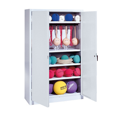 C+P Kast voor sportuitrusting met geperforeerde plaatstaal vleugeldeuren (Type 2), HxBxD195x120x50 cm, Ergo-Lock handgreep, Afzonderlijk slot per kast