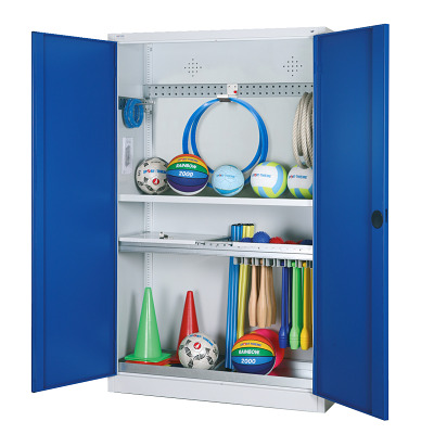 C+P Modulaire kast voor sportuitrusting "Complete uitrusting" met massief plaatstalen draaideuren, HxBxD 195x120x50 cm, Gentiaanblauw (RAL 5010), Afzonderlijk slot per kast