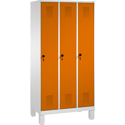 C+P Garderobekast/locker S 3000 Evolo, vakbreedte 30 cm, met poten, Geel-oranje (RAL 2000), 185x90x50 cm/ 3 vakken