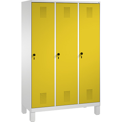 C+P Garderobekast/locker S 3000 Evolo, vakbreedte 40 cm, met poten, Fel geel (RDS 080 80 60), 185x120x50 cm/ 3 Abteile