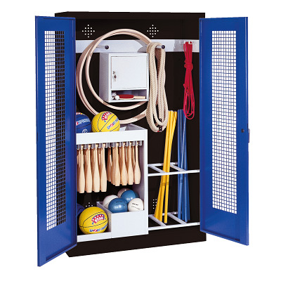 C+P Kast voor sportuitrusting met geperforeerde plaatstaal vleugeldeuren (Type 1), HxBxD195x120x50 cm, Handvat, Uniforme vergrendeling