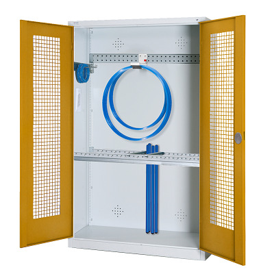 C+P Modulaire kast voor sportuitrusting "Basisuitrusting" met vleugeldeuren van geperforeerd plaatstaal, HxBxD 195x120x50 cm, Goudgeel (RAL 1004), Uniforme vergrendeling