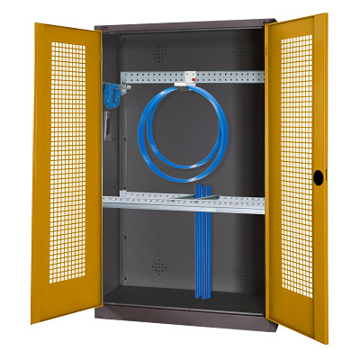 C+P Modulaire kast voor sportuitrusting "Basisuitrusting" met vleugeldeuren van geperforeerd plaatstaal, HxBxD 195x120x50 cm, Goudgeel (RAL 1004), Uniforme vergrendeling