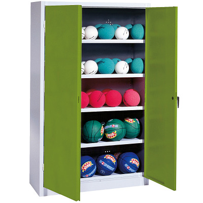 C+P Ballenkast met geperforeerde plaatstaal vleugeldeuren (Type 3), HxBxD 195x150x50 cm, Clowngroen (RAL 110 80 60), Uniforme vergrendeling