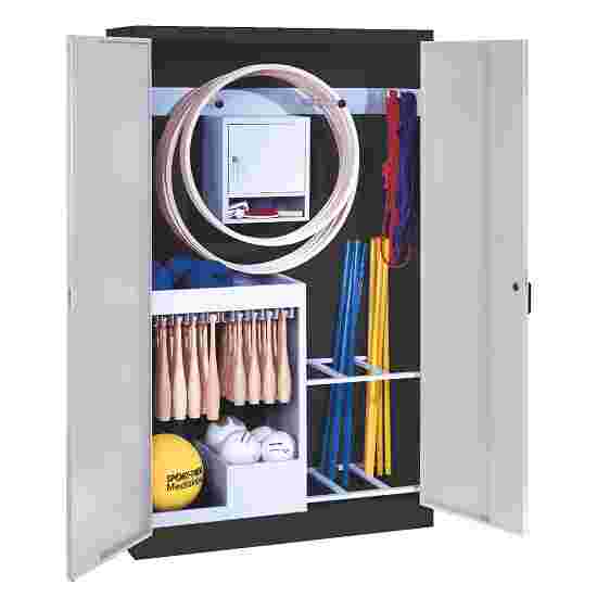 C+P Sportmateriaalkast (HxBxD 195x120x50 cm, met massief plaatstalen-vleugeldeuren Type 1) Lichtgrijs (RAL 7035), Antraciet (RAL 7021), Uniforme vergrendeling, Ergo-Lock handgreep