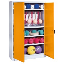 Sportmateriaalkast, hxbxd 195x120x50 cm, met vleugeldeuren van massief plaatstaal (type 2) Geel-oranje (RAL 2000), Lichtgrijs (RAL 7035)