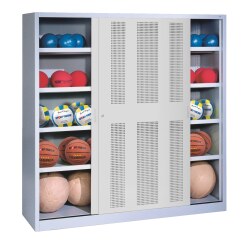 C+P Ballenkast (HxBxD195x190x60 cm, met geperforeerde plaatstaal vleugeldeuren, type 4)