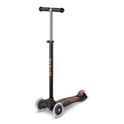 Micro Scooter 'Maxi Deluxe LED'